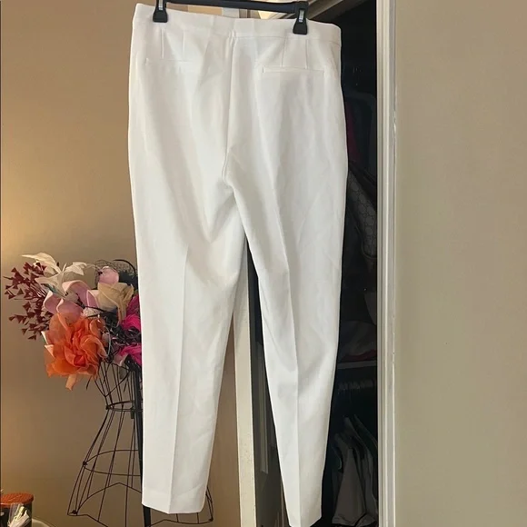 Preston & York Women's Classic White Trousers - Picture 7 of 8